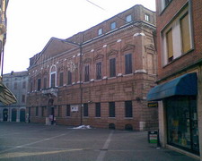 images/album2/Ostiglia_municipio.jpg